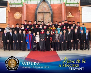 wisuda 43